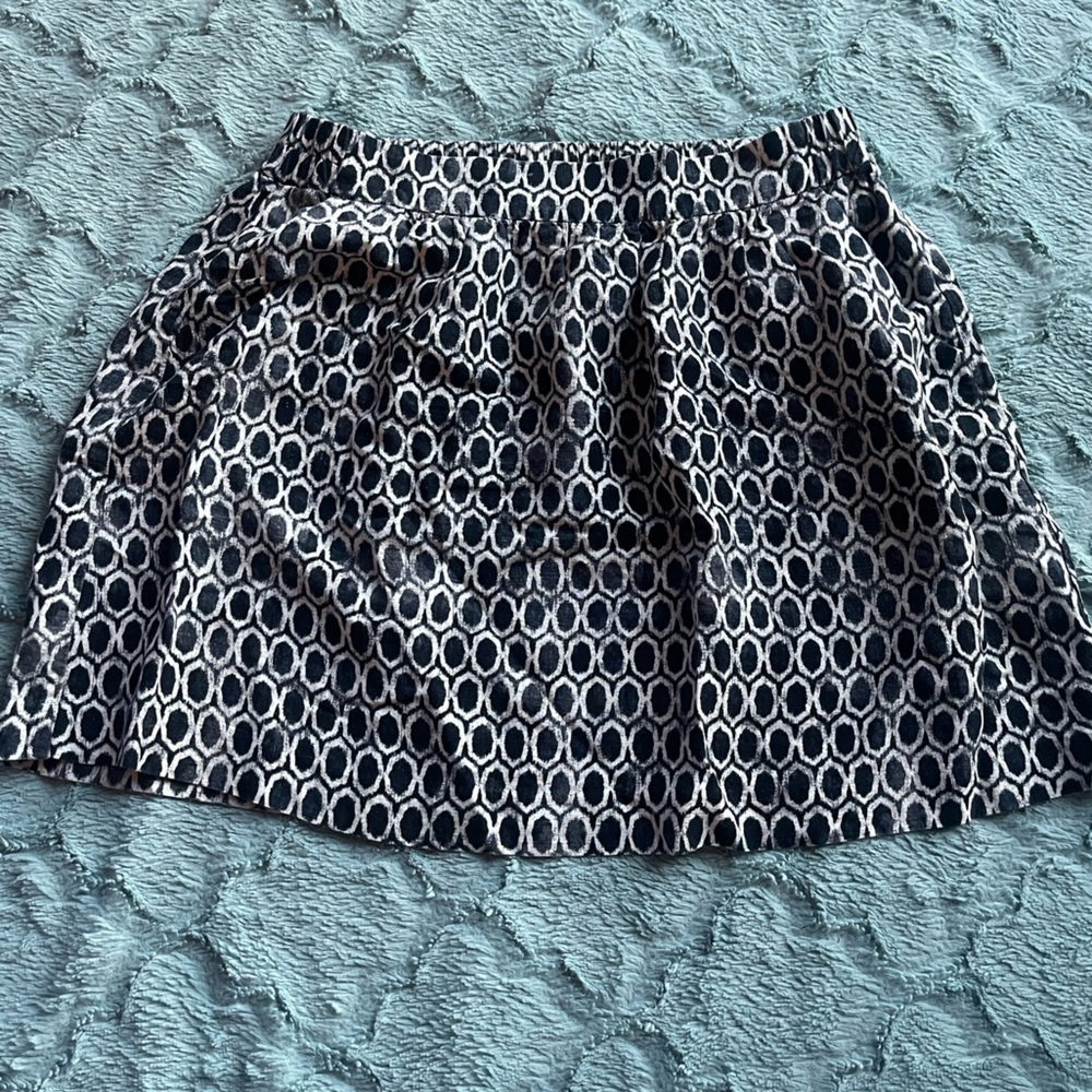 Loft large women's pull on skirt